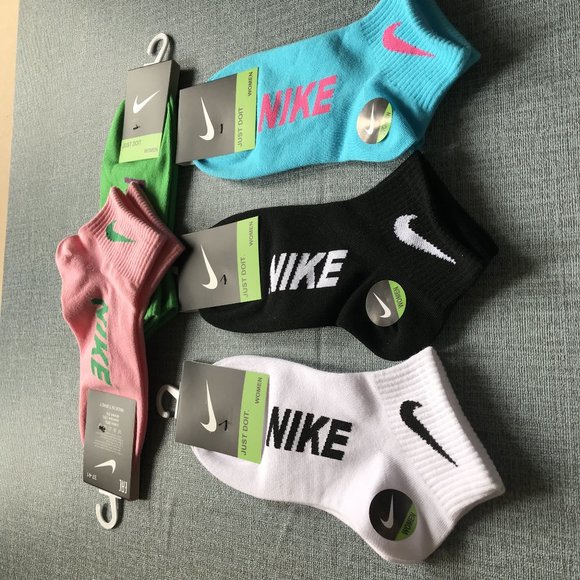 Nike pink green white black blue socks - Picture 1 of 3